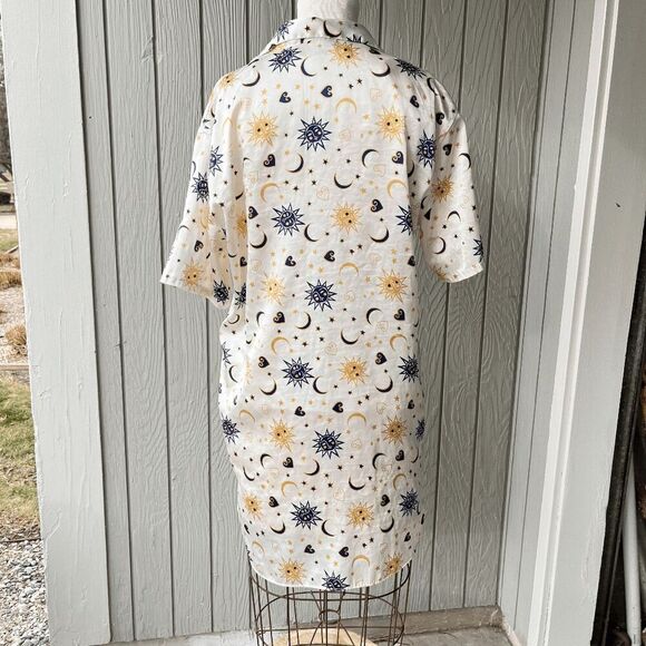 Vintage 90s Kathryn Celestial Sun Moon Print Button-Front Nightshirt Dress - Picture 4 of 11
